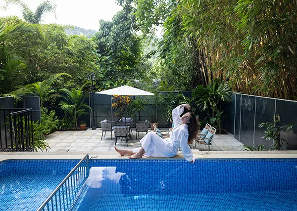luxury honeymoon packages in athirappilly