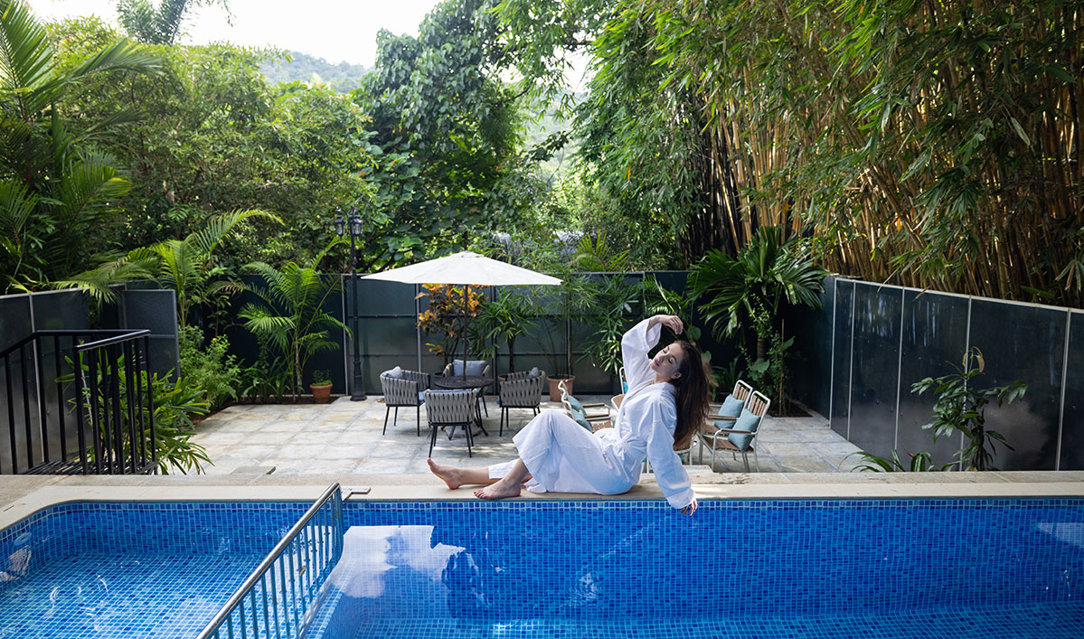 honeymoon resorts in athirapally | luxury honeymoon packages in Athirapally